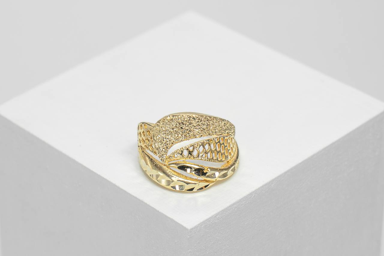 IMG_20250324_210412_874 انگشتر طلاروس زنانه کاملا مشابه طلا کد 2033 - Image 1